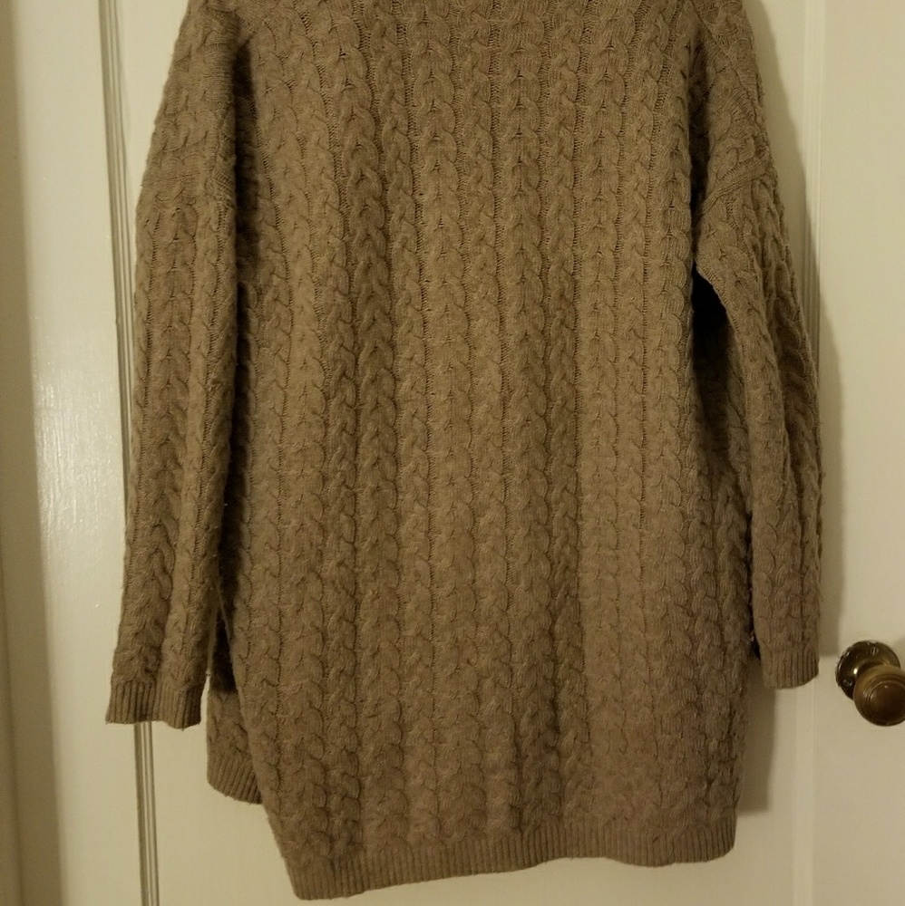 Sweatee - Picture 2 of 2